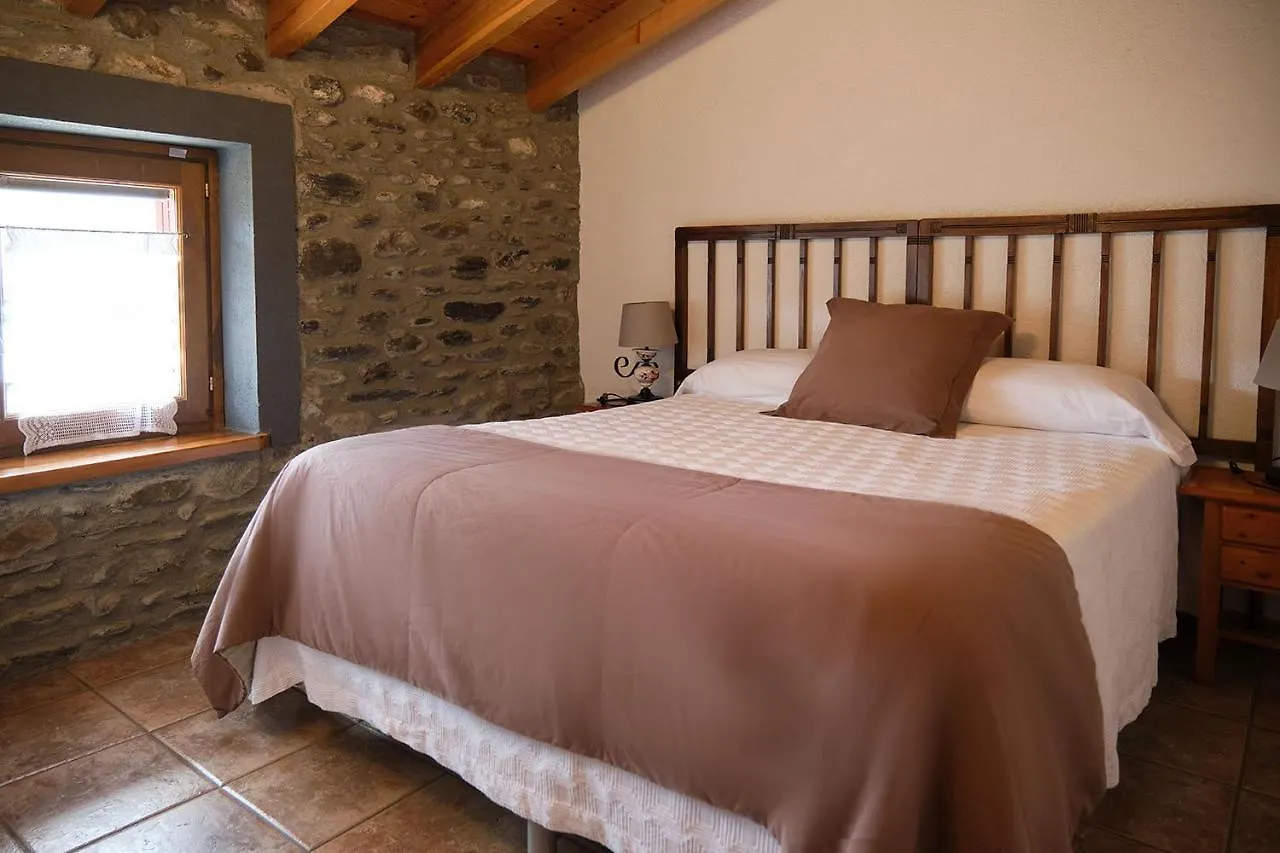 Country house Cal Marrufes Guest House Puigcerda