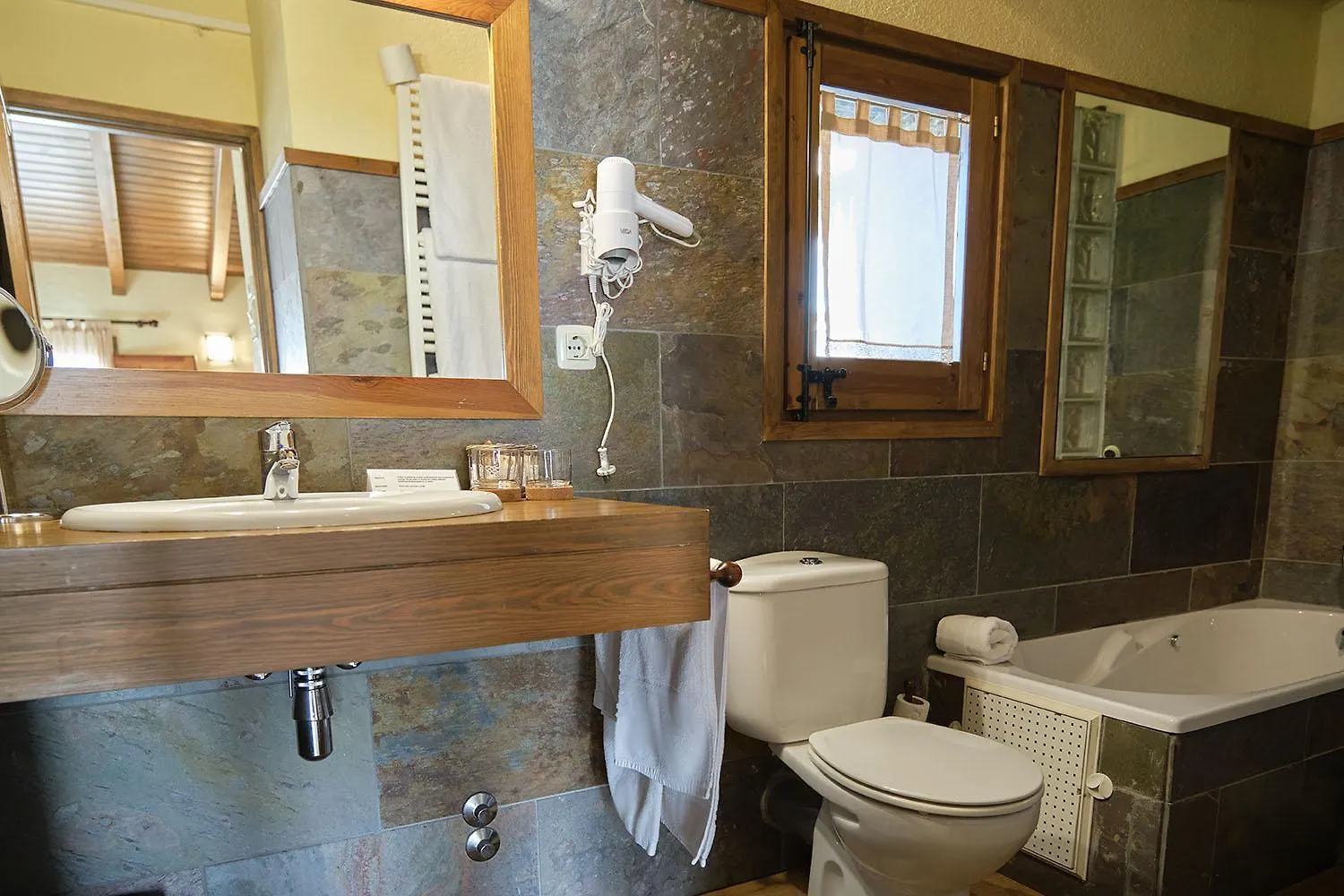 Cal Marrufes Guest House Puigcerda