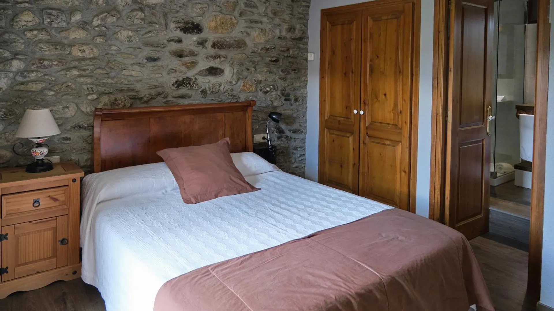 Country house Cal Marrufes Guest House Puigcerda